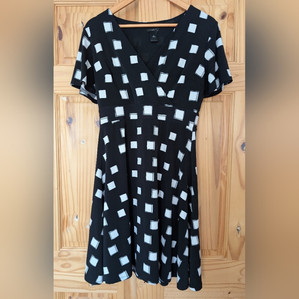 Ann Taylor Factory Black And White Square Pattern Midi Dress Size Small